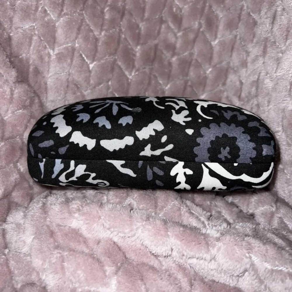 Vera Bradley Sunglasses/Eyeglasses Case Paisley Noir